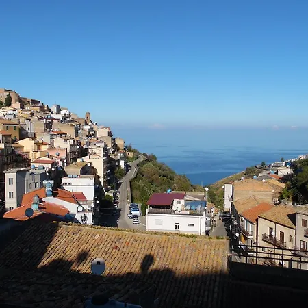 Ferienwohnung Siciliana Caronia Exterior foto
