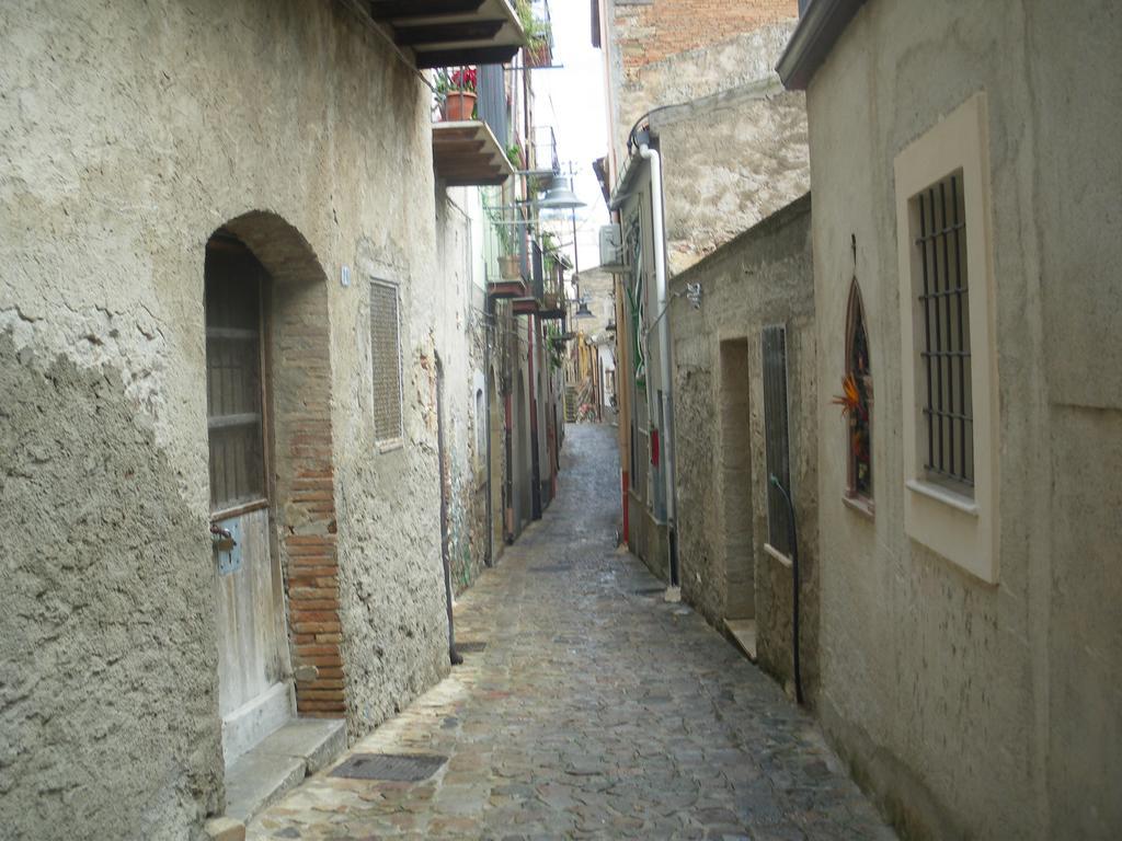 Siciliana * Caronia